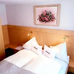 S'hoamatl Pensión 3*