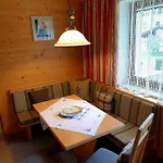 S'hoamatl Pensión 3*