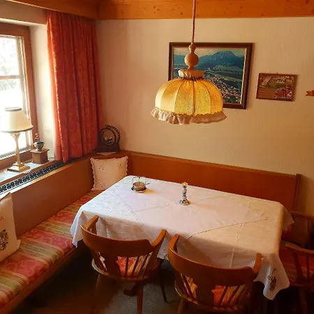 S'hoamatl Guest house