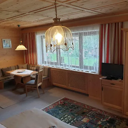 S'hoamatl Guest house